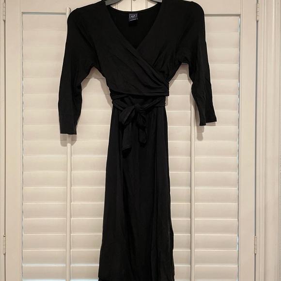 Gap Women’s Maternity Dress size XS black - Picture 2 of 2